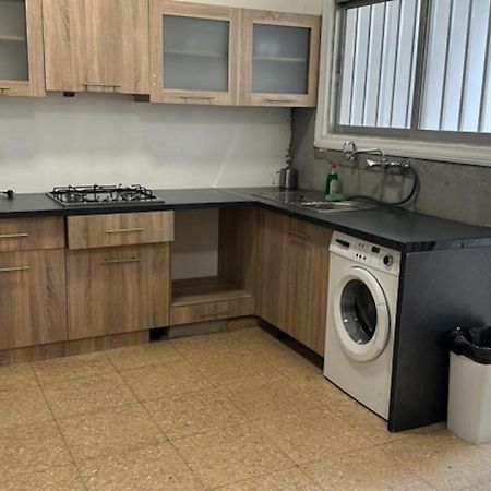 Unique City Hostel 100 Meters From Beach Larnaca Dış mekan fotoğraf