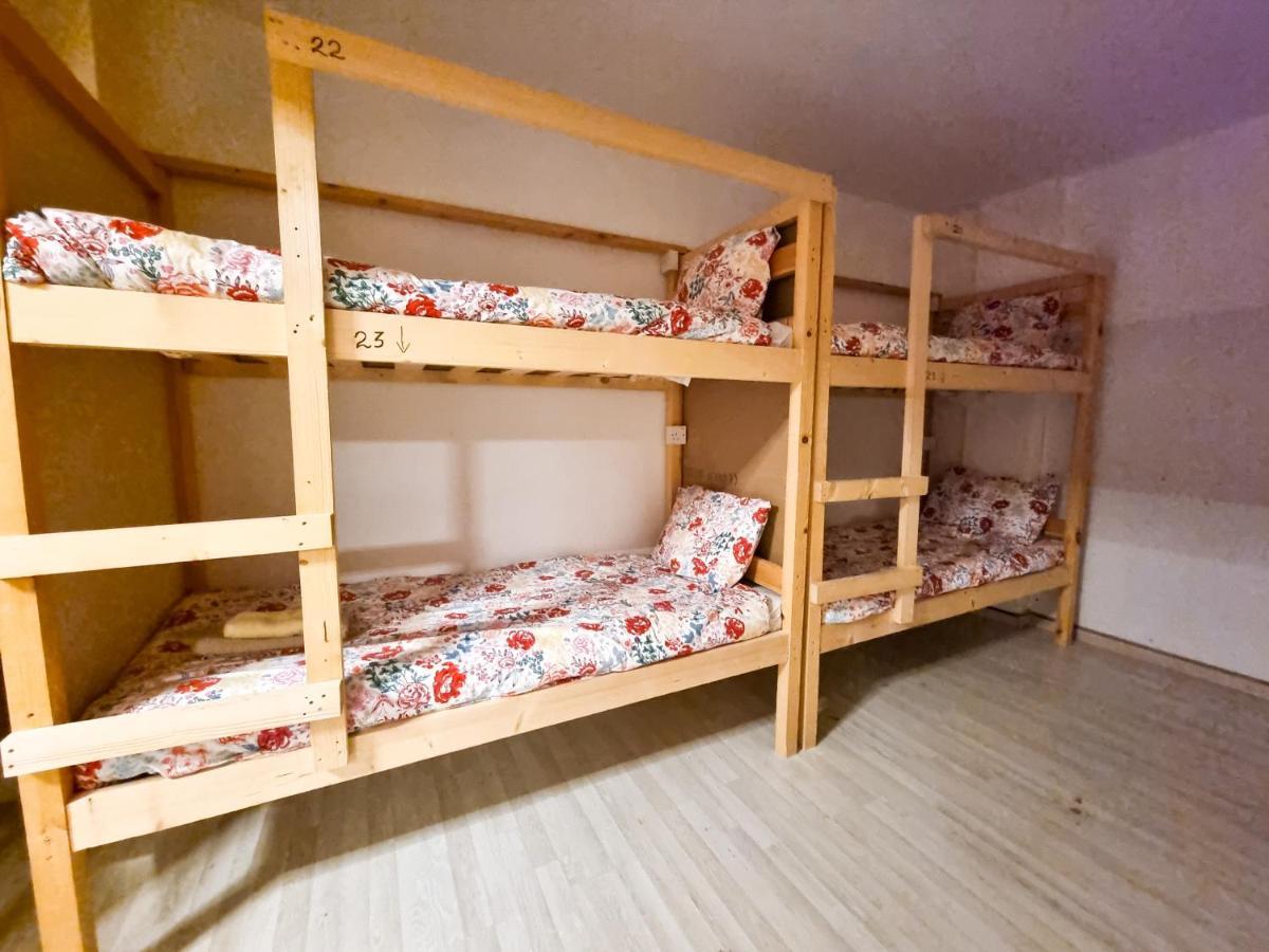 Unique City Hostel 100 Meters From Beach Larnaca Dış mekan fotoğraf