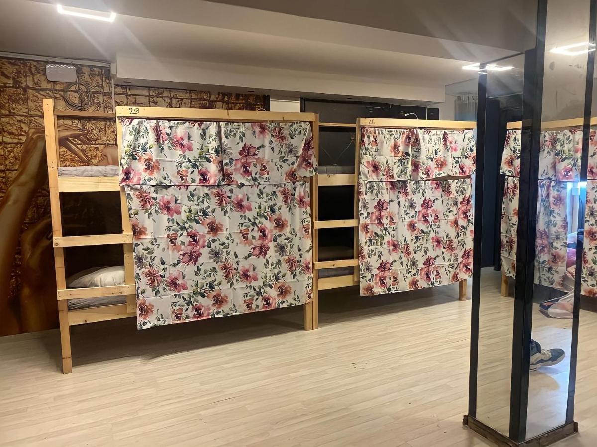 Unique City Hostel 100 Meters From Beach Larnaca Dış mekan fotoğraf