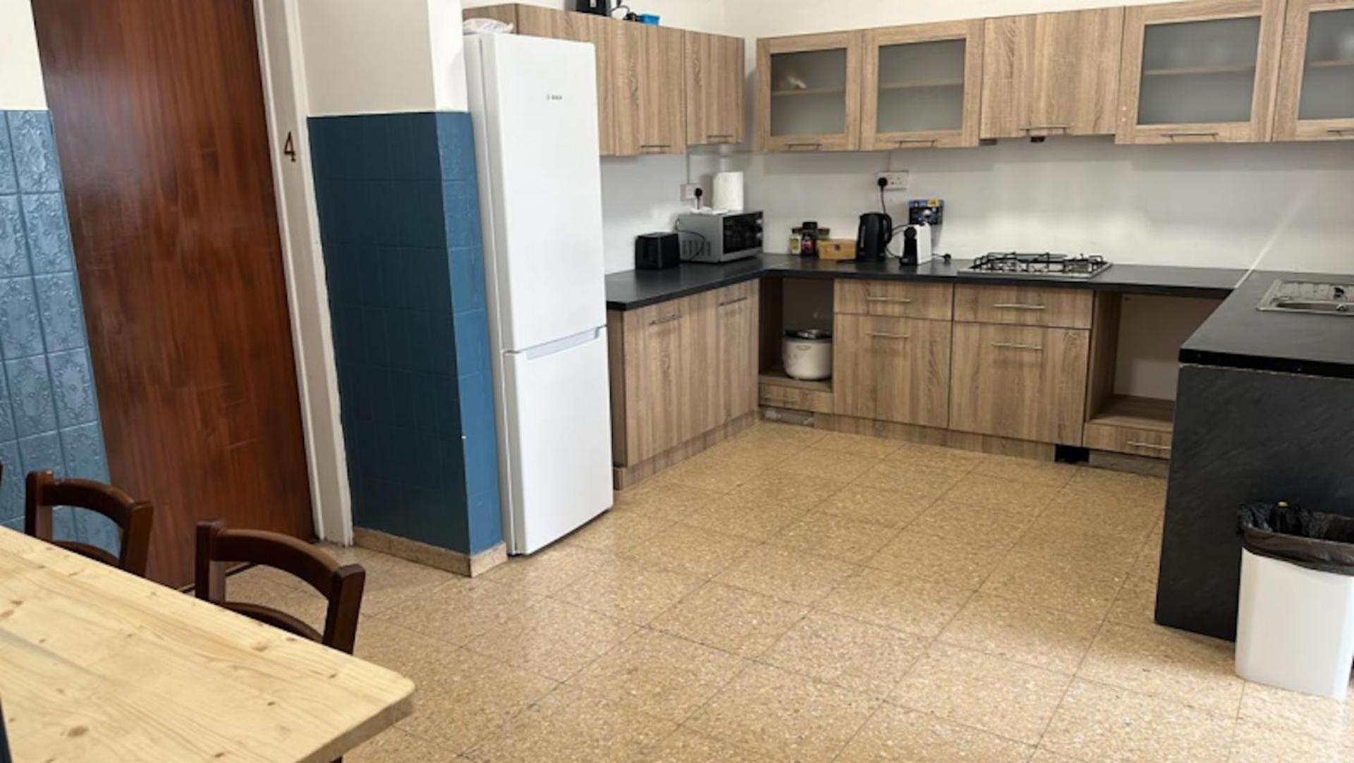 Unique City Hostel 100 Meters From Beach Larnaca Dış mekan fotoğraf